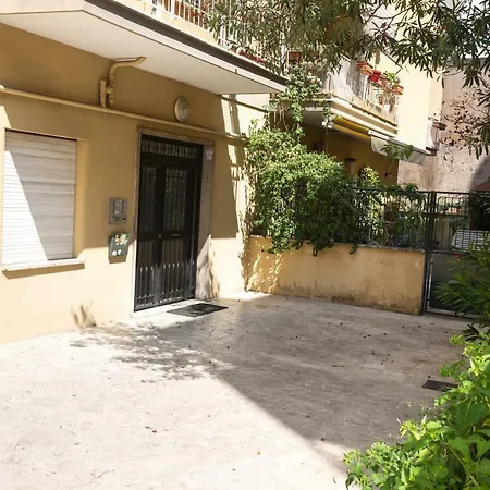 ゲストハウス Monteverde 2 ローマ